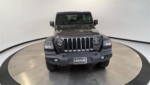 Photo 3 of 3 of 2021 Jeep Wrangler Unlimited Sport S
