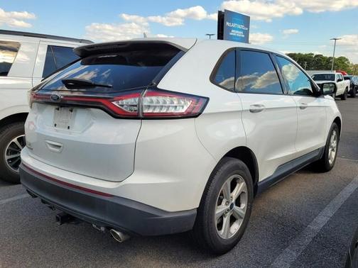 2015 Ford Edge SE