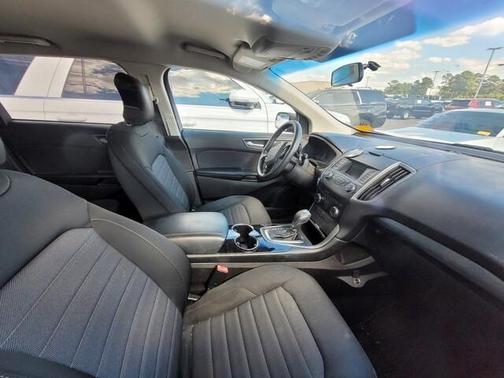 2015 Ford Edge SE