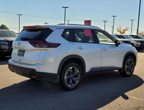 2025 Nissan Rogue SV