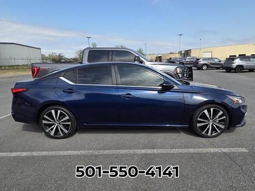 Deep Blue Pearl 2021 Nissan Altima 2.5 SR