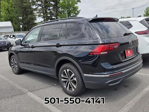 Deep Black Pearl Effect 2023 Volkswagen Tiguan 2.0T S