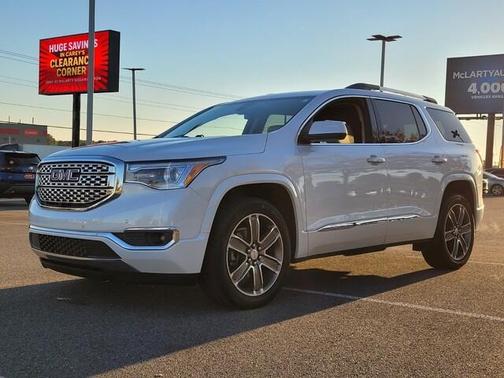2017 GMC Acadia Denali