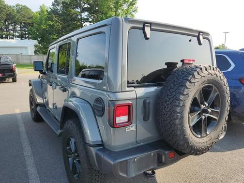 2021 Jeep Wrangler Unlimited Sahara Altitude
