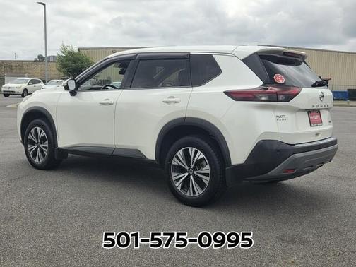 White 2021 Nissan Rogue SV