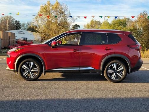 2023 Nissan Rogue SL
