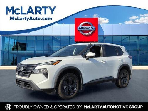 Everest White P 2026 Nissan Rogue SV