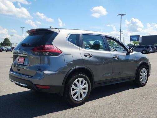 2018 Nissan Rogue S