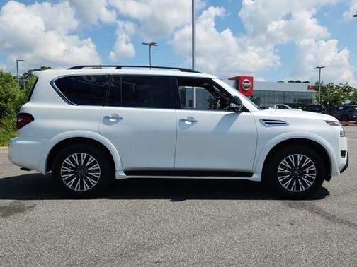 2023 Nissan Armada SL