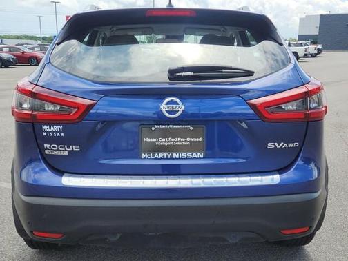 2022 Nissan Rogue Sport SV