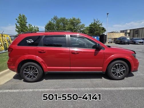 Red Line 2018 Dodge Journey SE