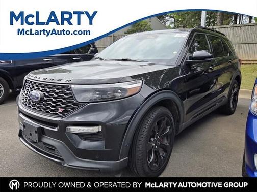 Black Metallic 2022 Ford Explorer ST