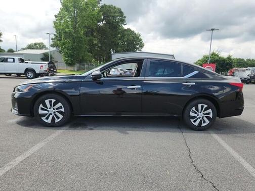 2025 Nissan Altima S