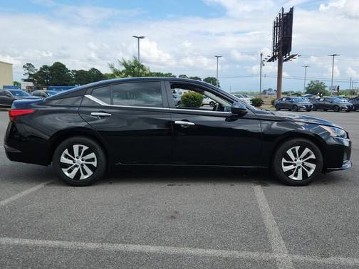 2025 Nissan Altima S