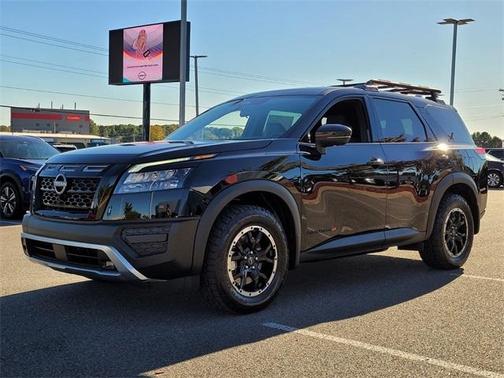 2025 Nissan Pathfinder Rock Creek