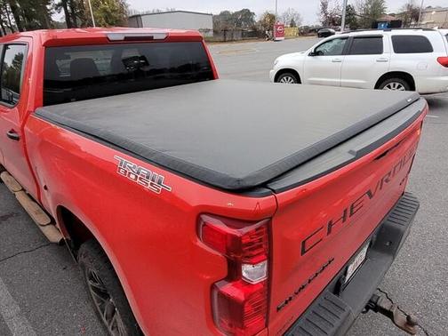 2023 Chevrolet Silverado 1500 Custom Trail Boss