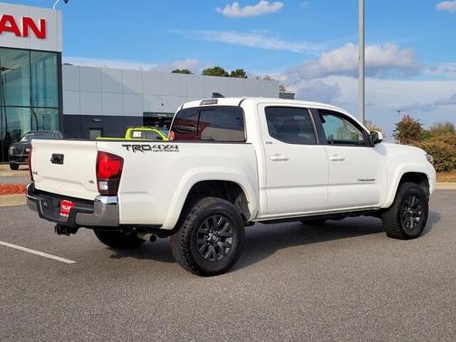 2022 Toyota Tacoma SR5