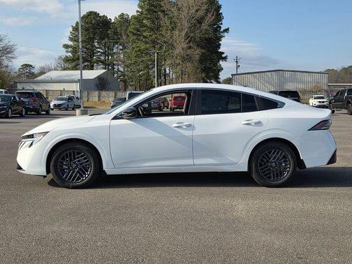 Cloud White 2026 Nissan Sentra SV