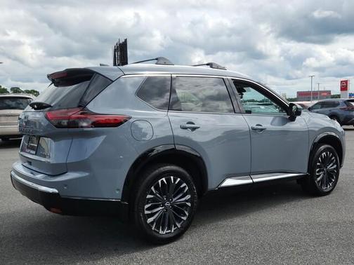 2025 Nissan Rogue Platinum