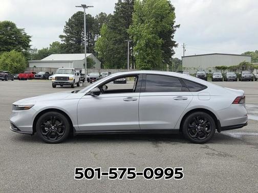Solar Silver Metallic 2025 Honda Accord SE