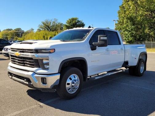 2025 Chevrolet Silverado 3500 LT
