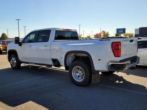 2025 Chevrolet Silverado 3500 LT