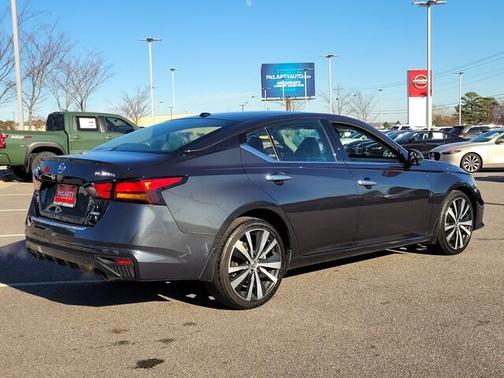 2021 Nissan Altima 2.5 Platinum