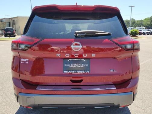 2025 Nissan Rogue SL