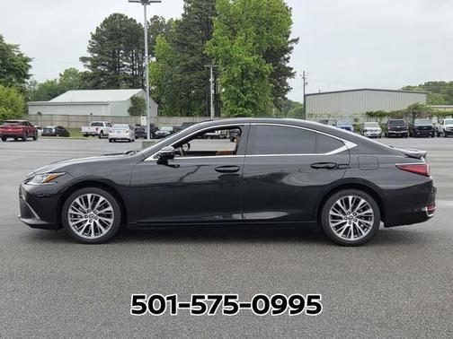 Caviar 2021 Lexus ES 300h