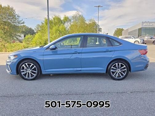 Monterey Blue Pearl 2025 Volkswagen Jetta 1.5T SE