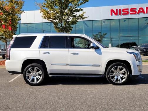 2019 Cadillac Escalade Luxury