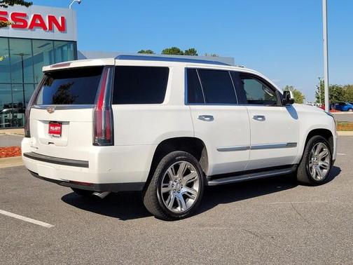 2019 Cadillac Escalade Luxury