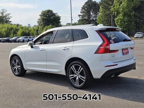 Crystal White 2021 Volvo XC60 T5 Momentum