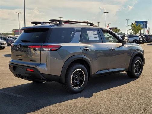 2025 Nissan Pathfinder Rock Creek