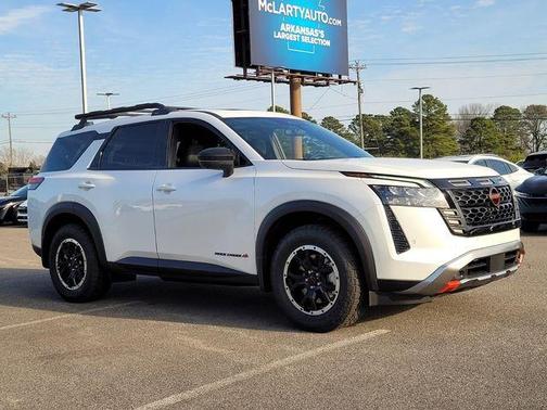 Everest White P 2026 Nissan Pathfinder Rock Creek