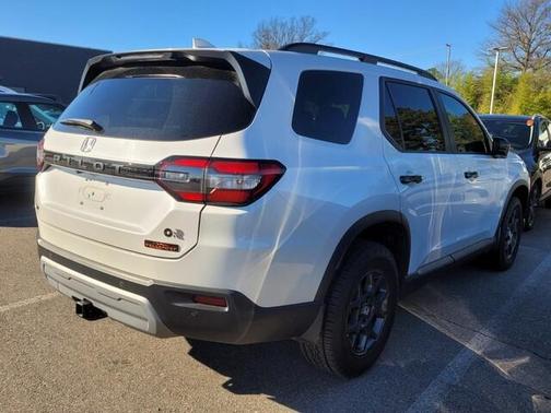 2023 Honda Pilot TrailSport