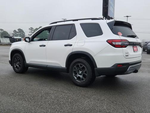 2023 Honda Pilot TrailSport