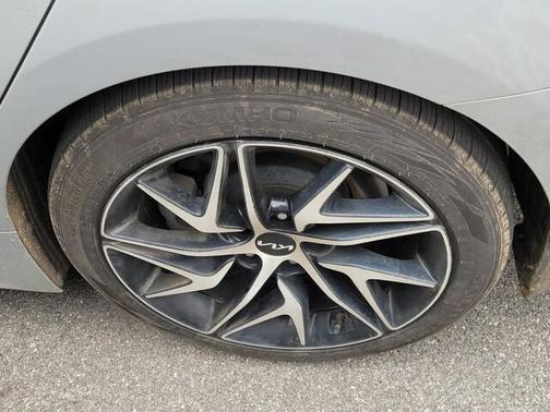 2022 Kia Stinger GT-Line