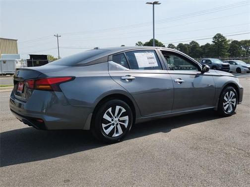2025 Nissan Altima S