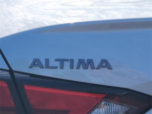2025 Nissan Altima S