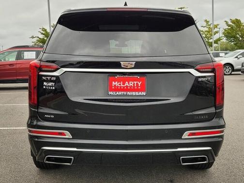 2023 Cadillac XT6 Luxury AWD