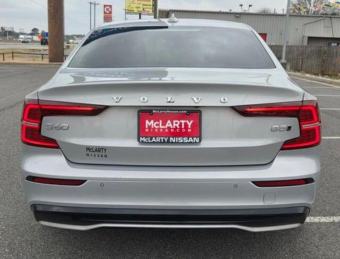 2024 Volvo S60 B5 Plus Dark Theme