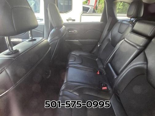 Velvet Red Pearlcoat 2019 Jeep Cherokee Latitude Plus