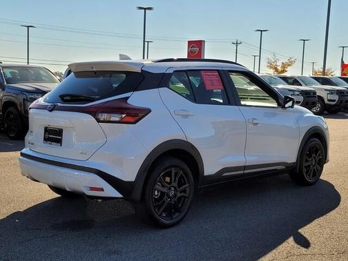 2024 Nissan Kicks SR