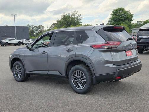Gun Metallic 2026 Nissan Rogue S