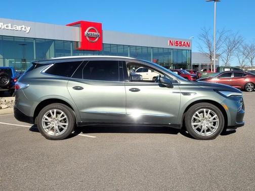 2023 Buick Enclave Premium