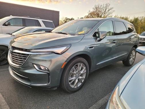 2023 Buick Enclave Premium