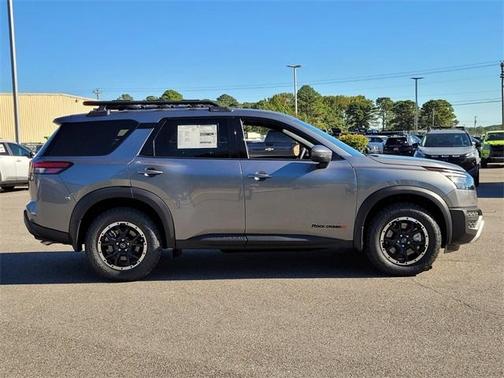2025 Nissan Pathfinder Rock Creek
