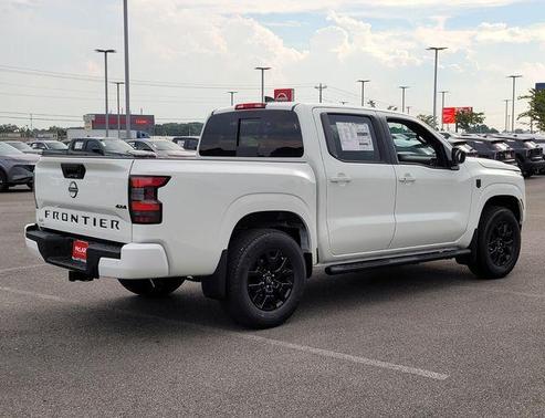Glacier White 2026 Nissan Frontier SV