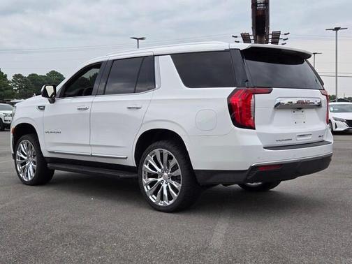2021 GMC Yukon SLT